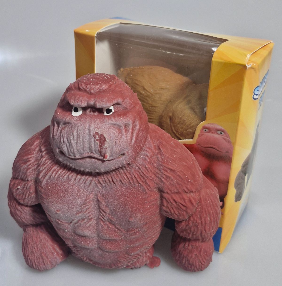 اسکویشی گوریل شنی، سایز کوچک و بزرگ