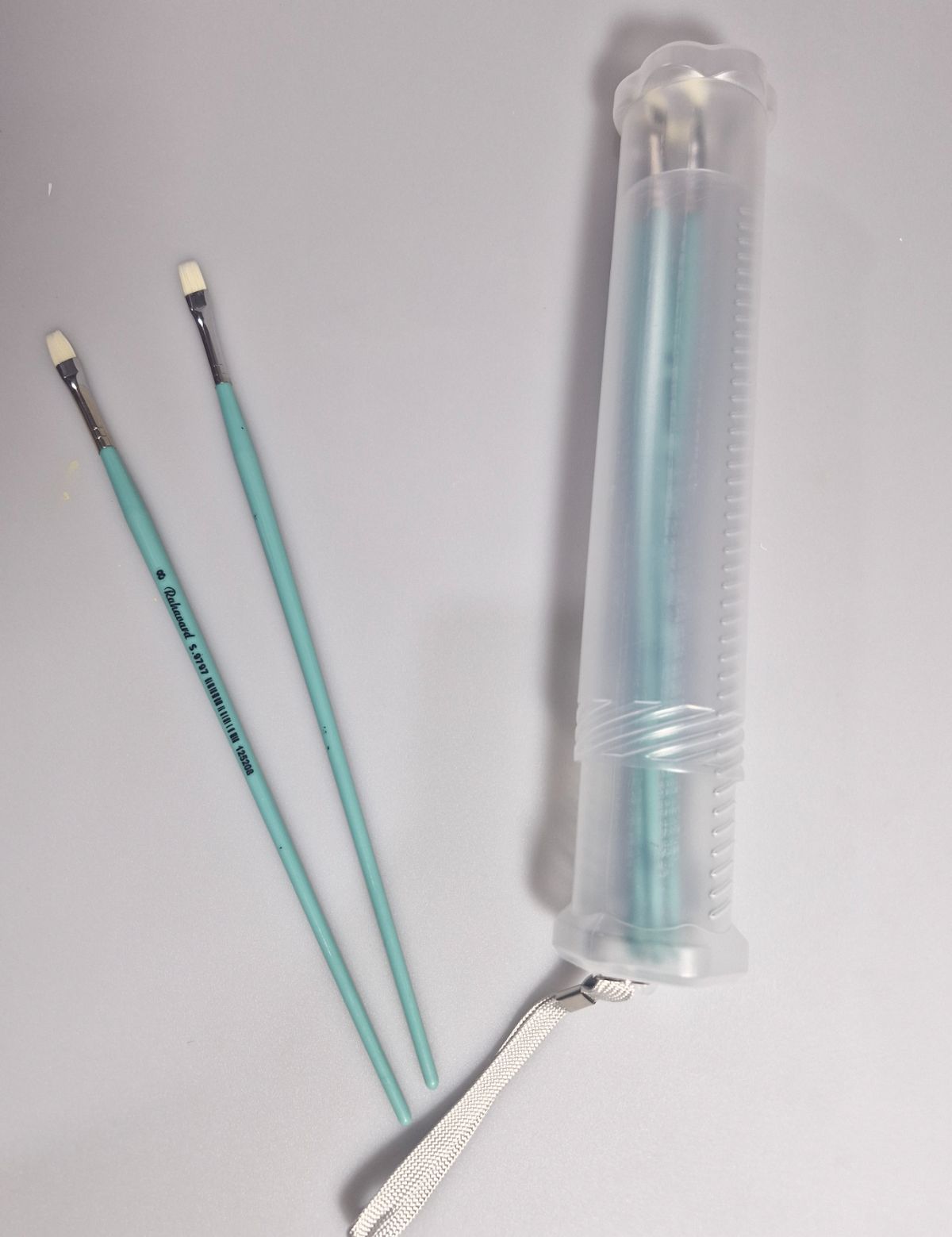 جا قلمو استوانه ای پلاستیکی 13-15